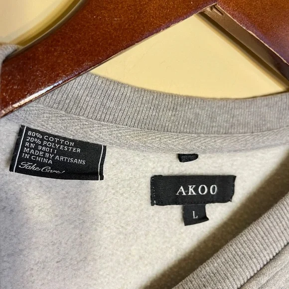 Akoo Gray Sweatshirt with Vibrant Stripes - Picture 5 of 7